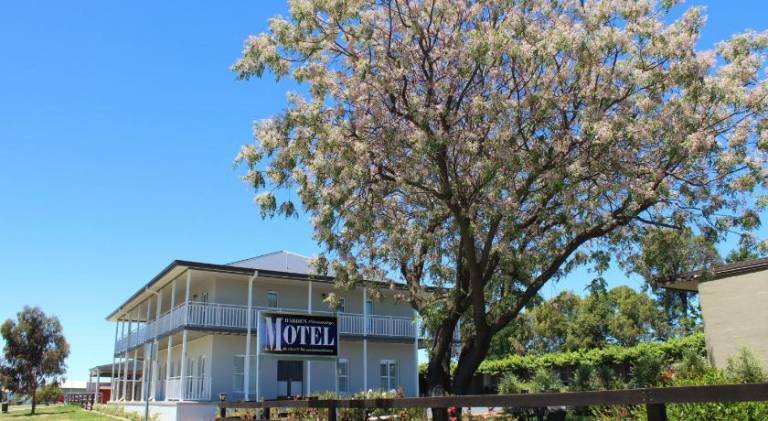 Harden Country Motel