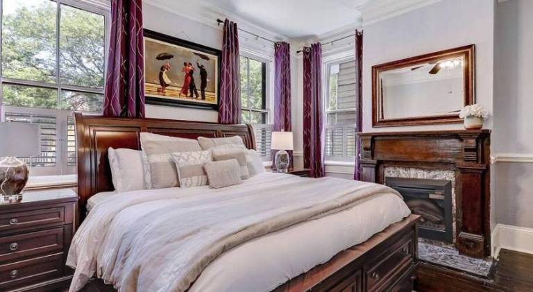 Historic Savannah Gold Private Condo with Pool - 2bed, 1&half bath, Sleeps 6, 1st Floor, 15 Min Walk — photo 2