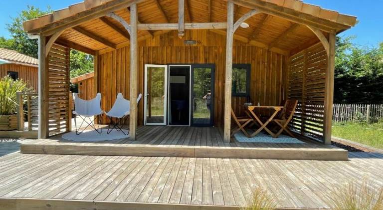 Chalet au calme dans la pinede in La Teste-de-Buch