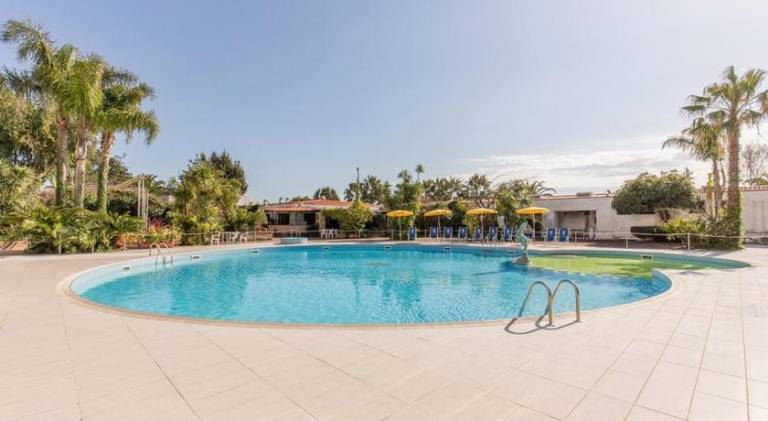 Marina Club Hotel — photo 2