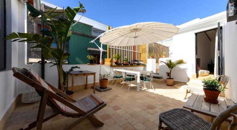 Apartment with grill & patio | Near Triana | Perfect for remote work — photo 2