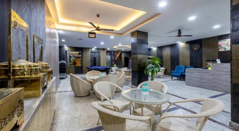 Noida Business Suites — photo 2