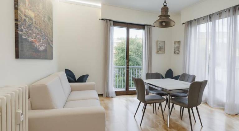 Apartment with 2 rooms for 6 persons in Rapallo