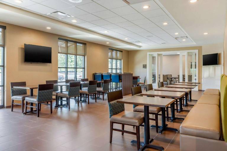 Comfort Inn & Suites Florence Center Area — photo 5
