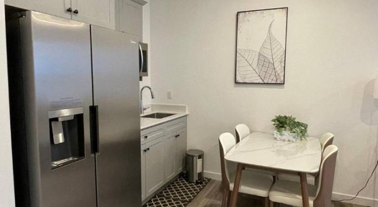 Cozy-Quiet-Spacious Guest Suite in Fresno Clovis California — photo 3