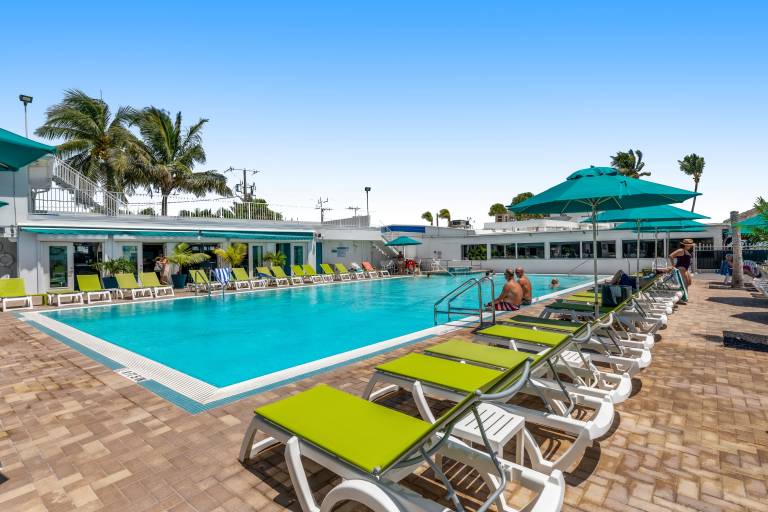 Maisonette Key Colony Beach