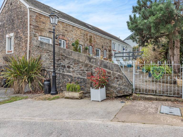 Cottage  Gowerton