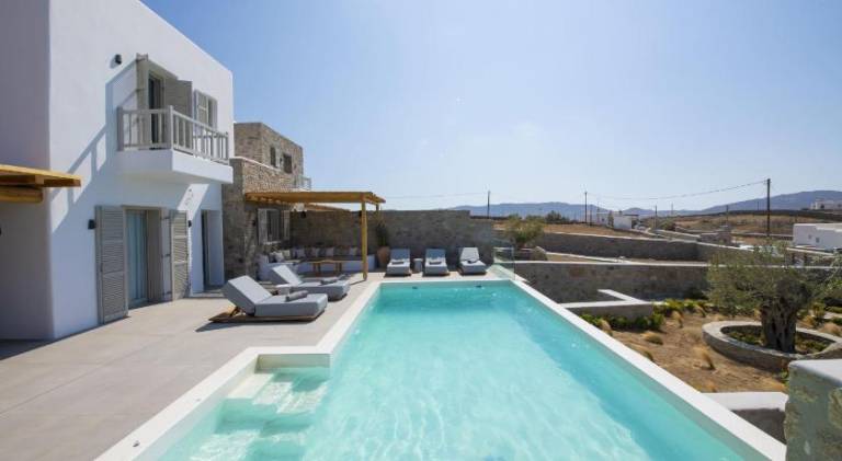 Summer Breeze Luxury Villa Mykonos in Mykonos