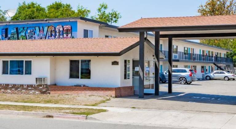 Tradewinds Motel — photo 4