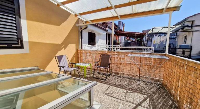 Rental apartment with 2 rooms for 6 persons — photo 4