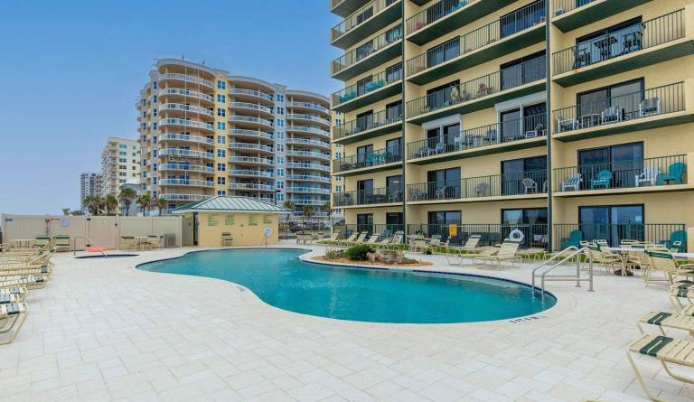 Breathtaking Views Heated Pool Beach Access — photo 2