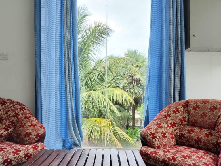Esha Beach Resort Rooms in Trincomalee