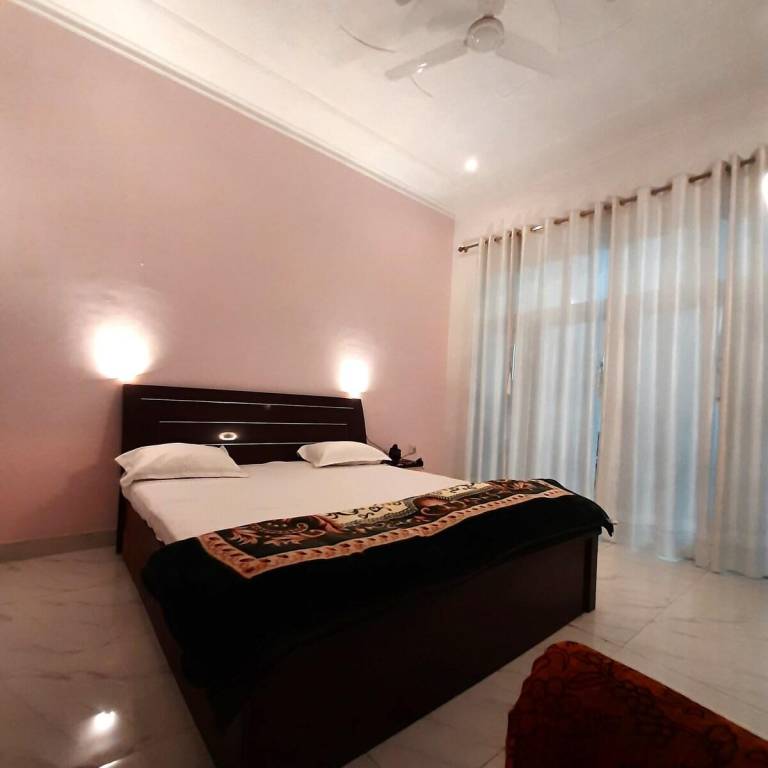 House Faizabad
