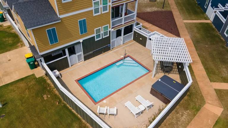 Dog Friendly Pool Hot Tub 8Min Walk to Beach — photo 5