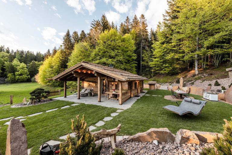 La Mendola Alm-Chalet in Trentino/South Tyrol with Mountain View, Sauna, Garden & Wi-Fi — photo 2