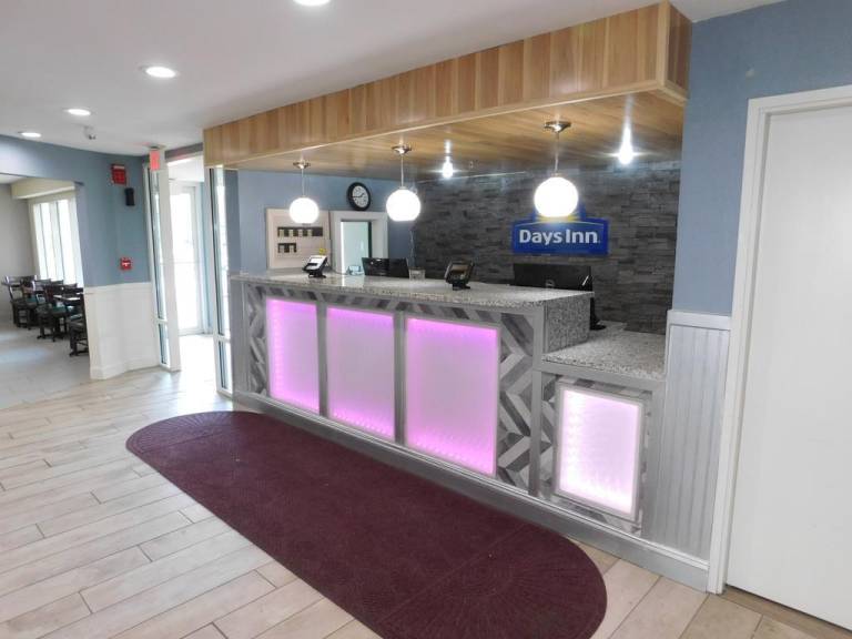 Days Inn by Wyndham Des Moines-West Clive — photo 2