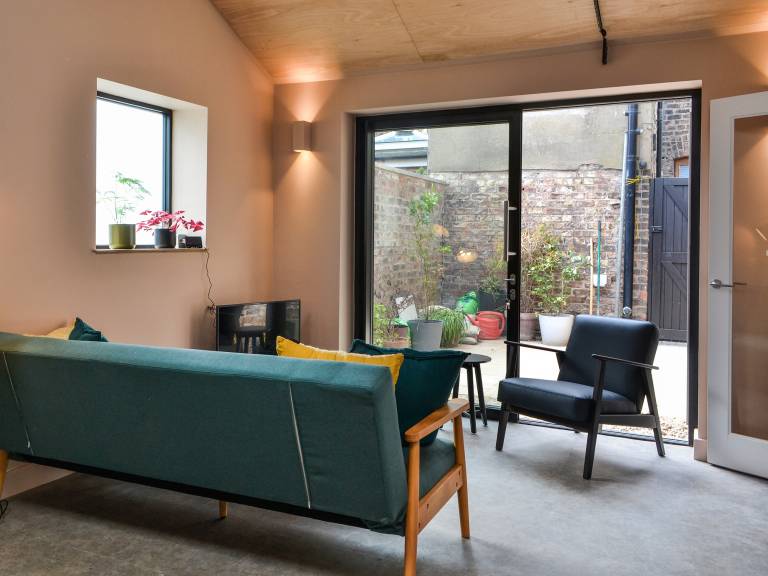 Cottage with garden | Next to York Minster | River view — photo 3