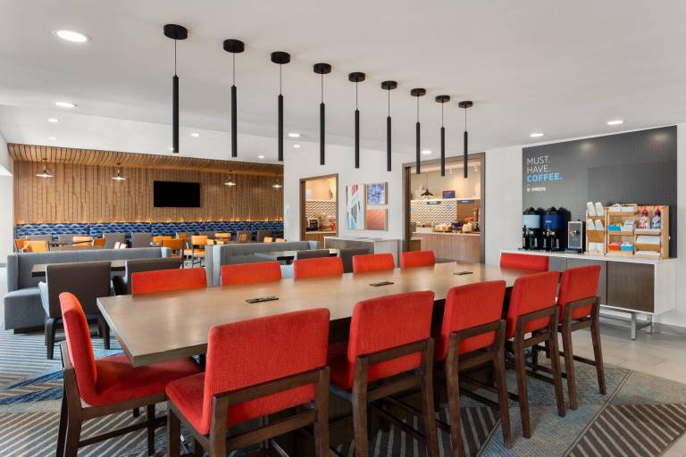 Holiday Inn Express Atlanta Airport - North By IHG — photo 5