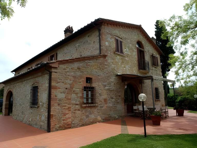 Charming house with terrace, pool & garden | Dogs allowed in Gambassi Terme