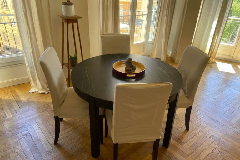 Nice 56m² with balcony in rotunda near the sea — photo 4