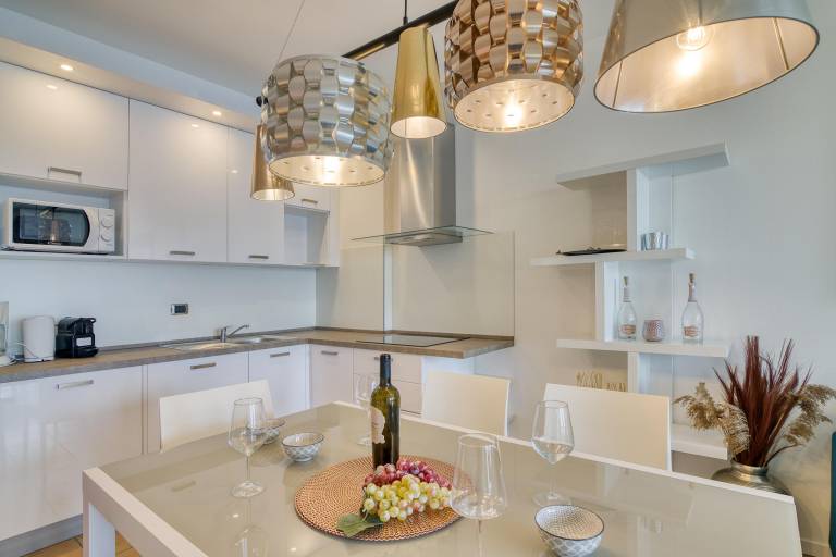 Holiday apartment with patio | Water view — photo 4