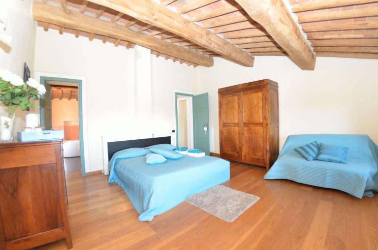     
Bauernhof ∙ 10 Gäste ∙ 4 Schlafzimmer
