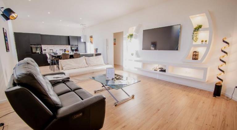 Rental apartment with 2 rooms for 6 persons — photo 2