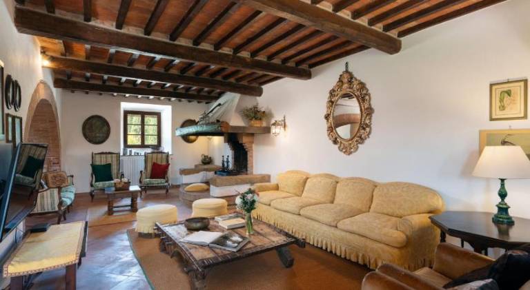 Pleasant villa with hot tub & pool | Pets are welcome — photo 3