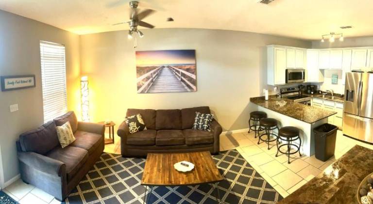 Vacation home with pool | Beach nearby | Pets allowed in Gulfport, MS