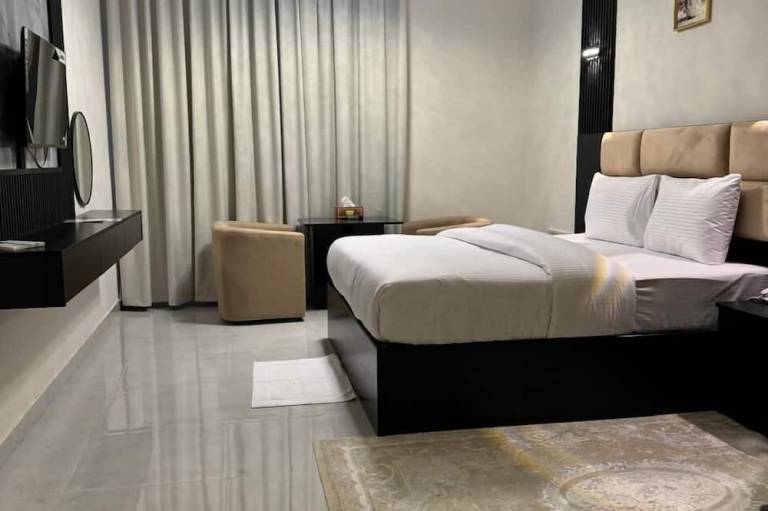 Al Zahra Hotel Apartments