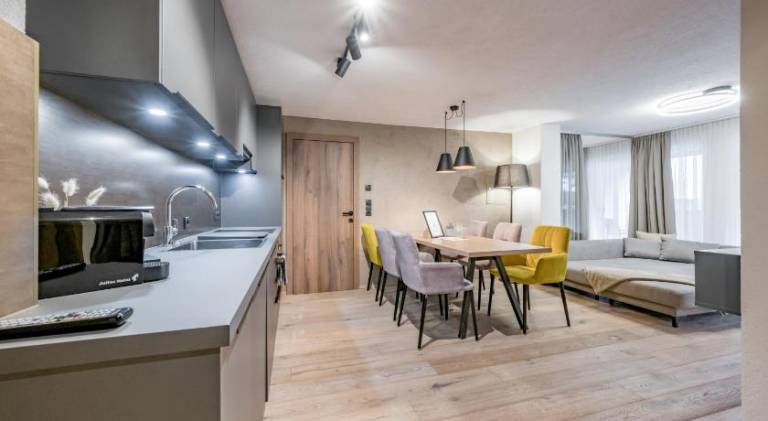 Holiday apartment with patio, yard & BBQ — photo 3
