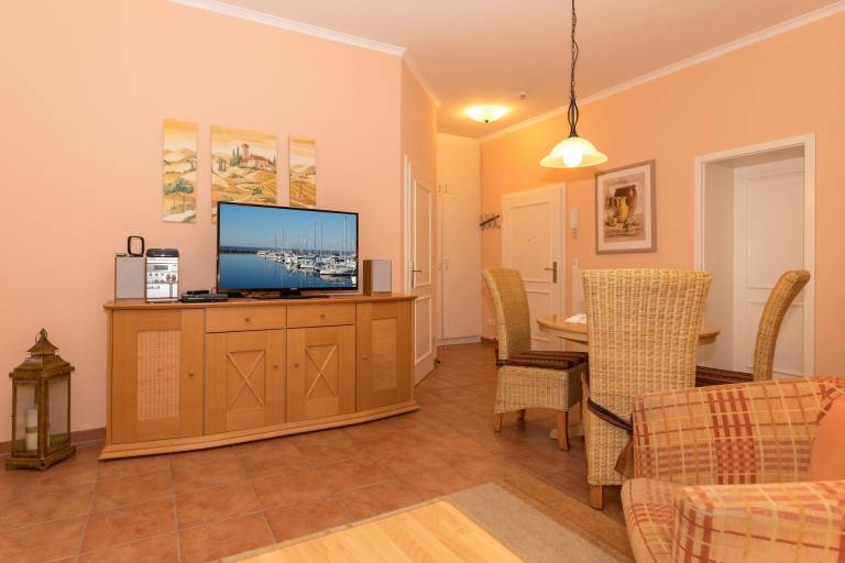 Apartment with pool & sauna — photo 4