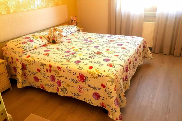 Alex Home 2
