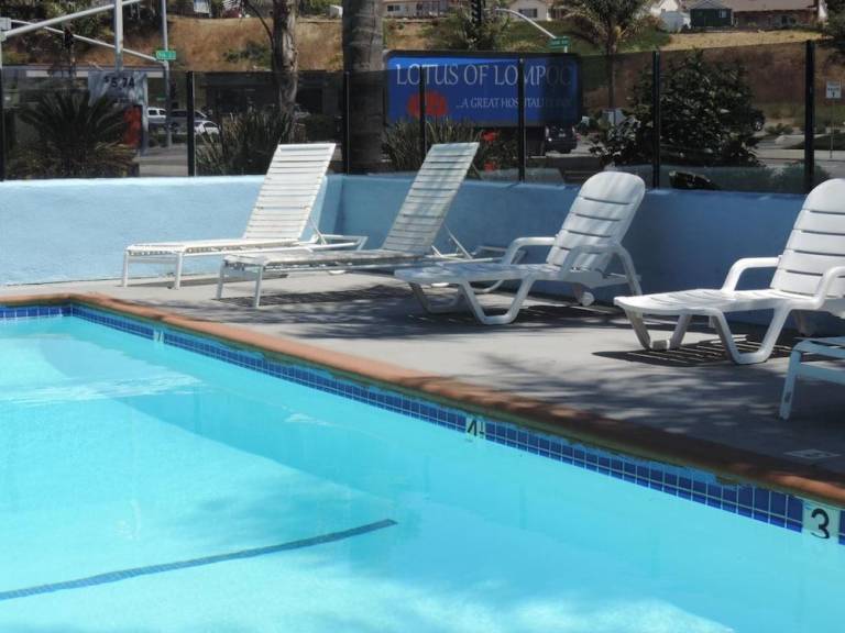 TRAVELODGE LOMPOC CALIFORNIA — photo 4