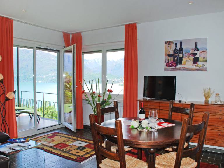 Rental apartment with grill, garden & pool | Nature view — photo 2