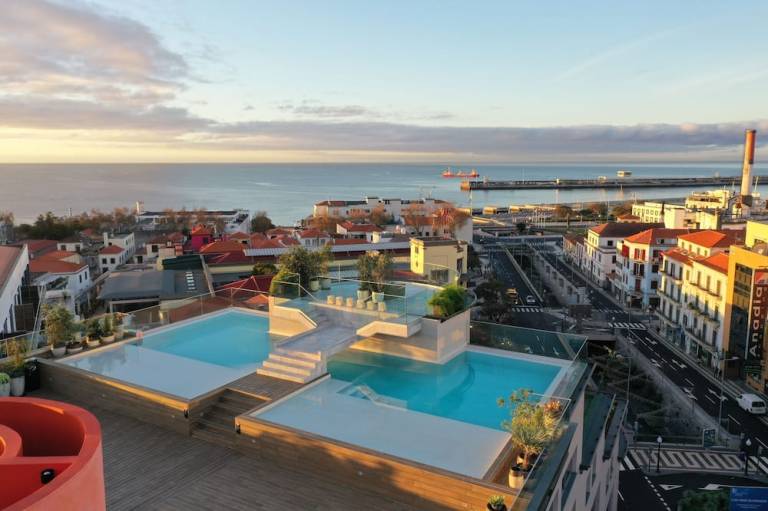Aparthotel Funchal