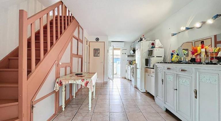 Villa with 1 room for 5 persons — photo 3