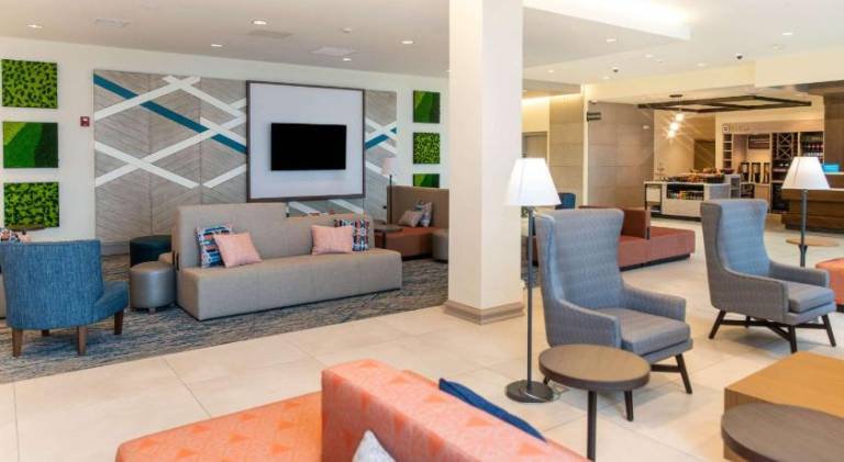Hilton Garden Inn Mattoon — photo 2