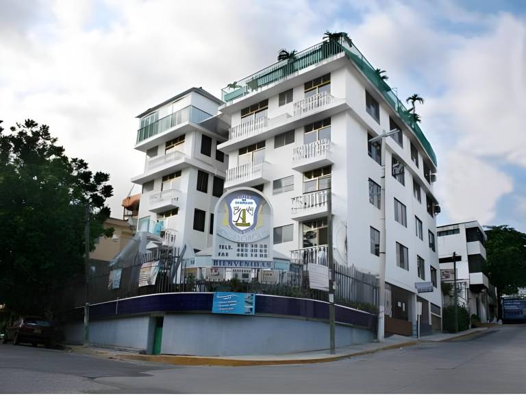 Suites Angelopolis in Acapulco