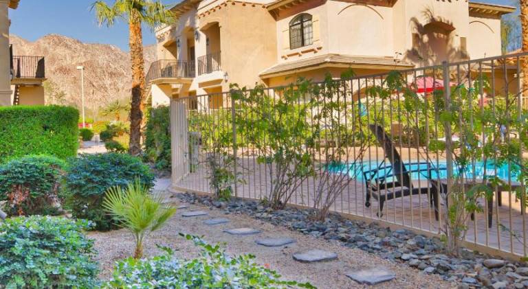 Fully equipped holiday apartment with pool, jacuzzi & patio | Perfect for remote work | Dogs allowed — photo 4