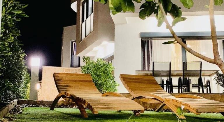 Rental apartment with jacuzzi, patio & garden | Dogs allowed — photo 4