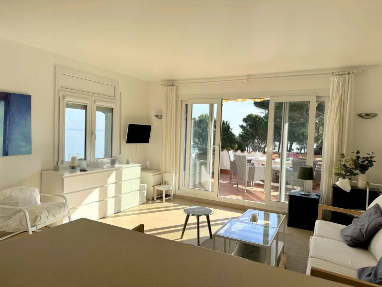 Apartment with Sea Views 500m from the Beach — photo 5