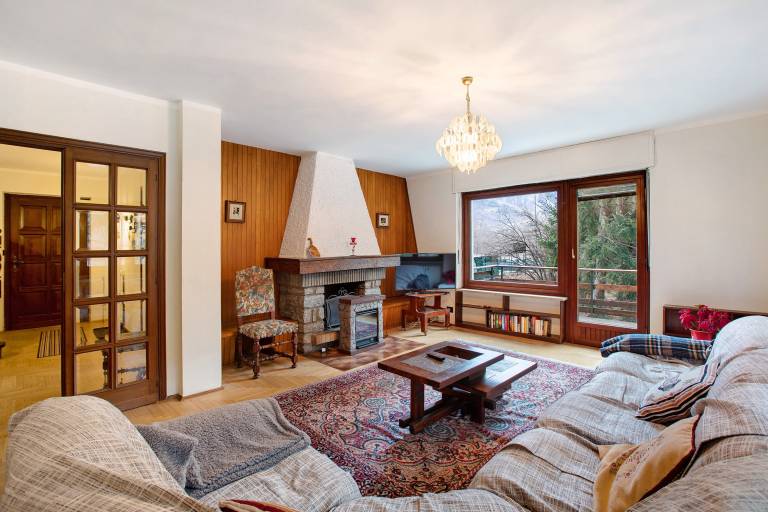 Vacation Home "Maison La Truite" with Mountain View, Private Terrace & 4 Balconies — photo 2