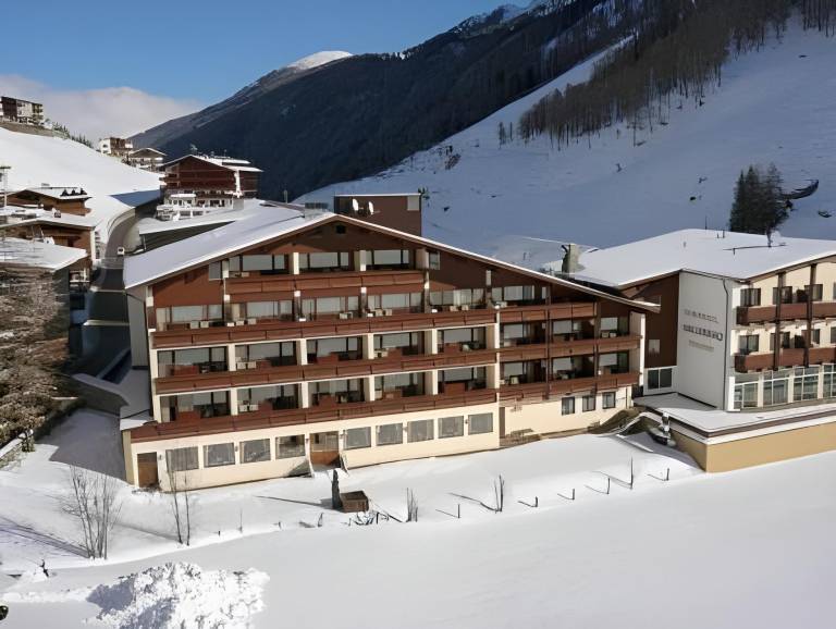 Thermal-Badhotel Kirchler in Tux