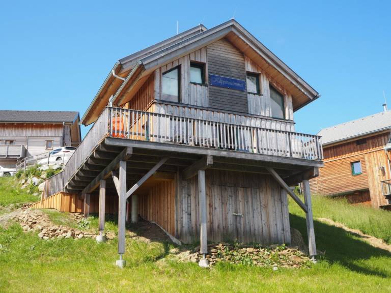 Vacation home with barbeque, sauna & hot tub — photo 2
