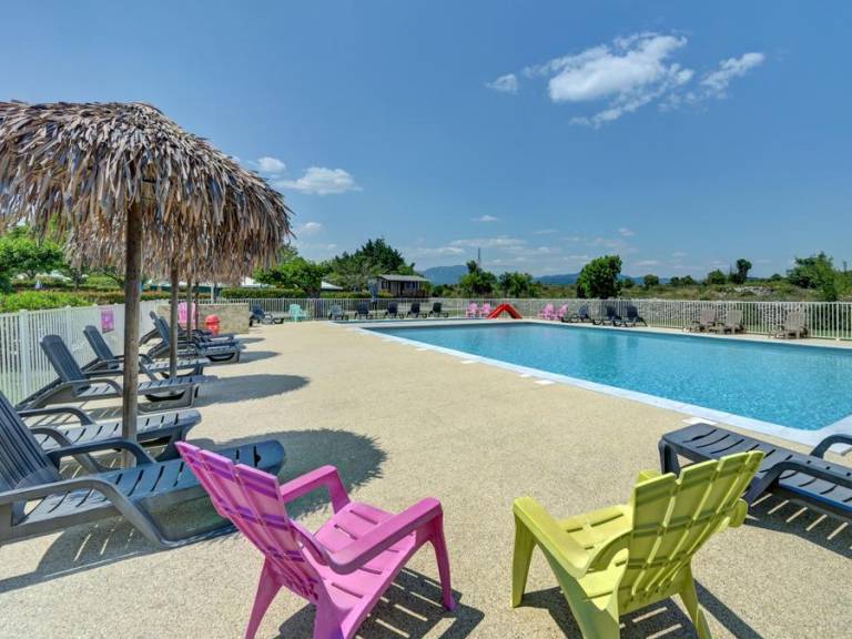 Mobilhome 5 personnes VACANCIALE sans sanitaires