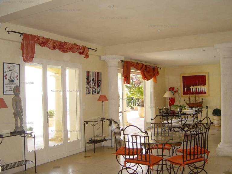 Villa with 6 bedrooms and heated pool — photo 4