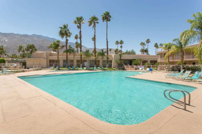 Days Inn Palm Springs in Palm Springs, CA