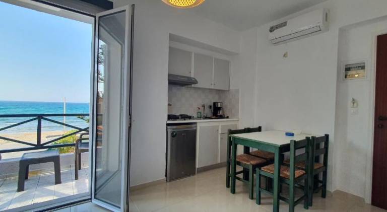 Stella Apartments — photo 4