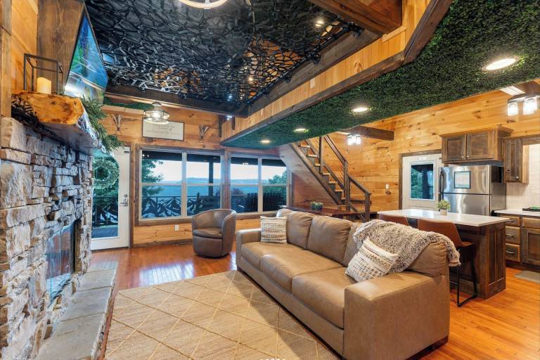 Cabin Bryant